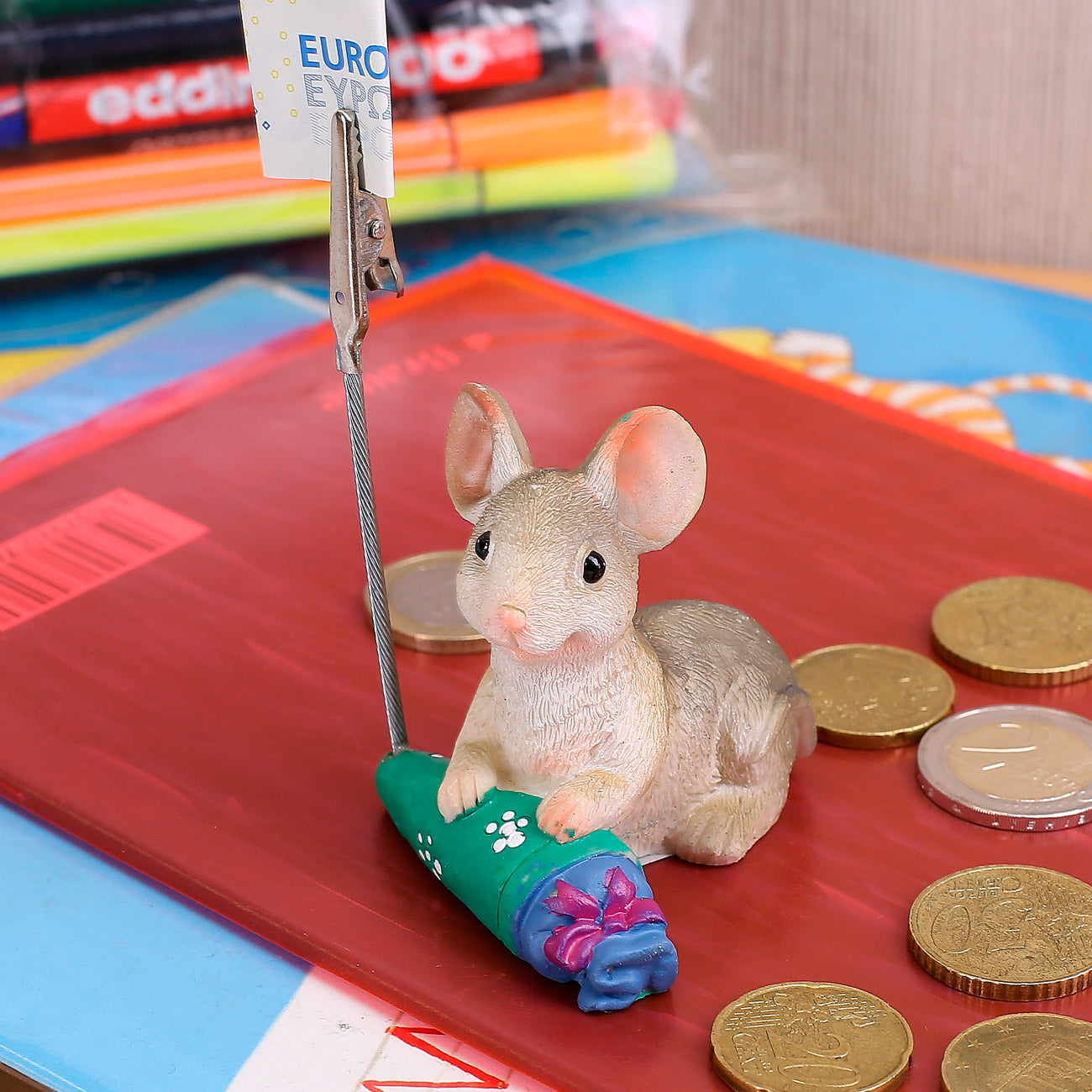 sitzende Maus mit Schultüte und Geldclip *grün*