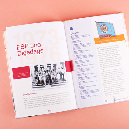 63 Seiten mit Schrift und Bild